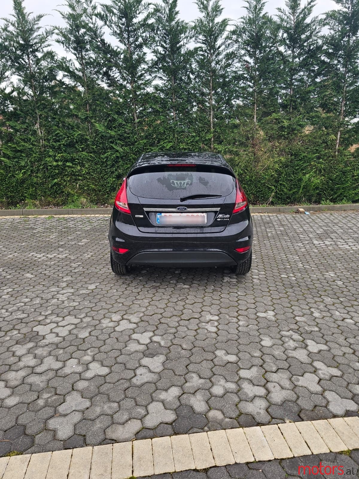 2010' Ford Fiesta photo #3