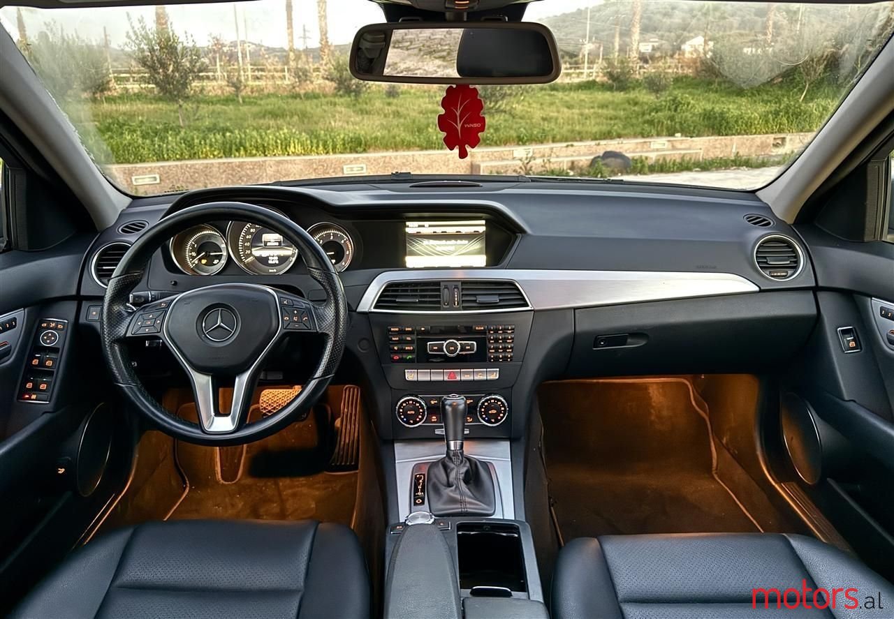 2014' Mercedes-Benz C 220 photo #4