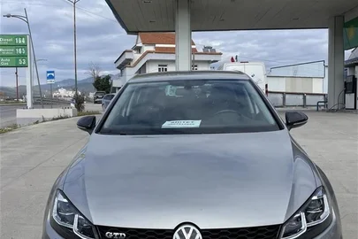 2016' Volkswagen Golf