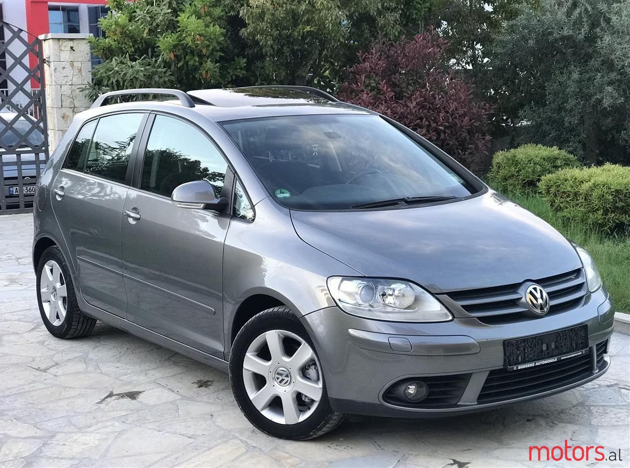 2007' Volkswagen Golf photo #1