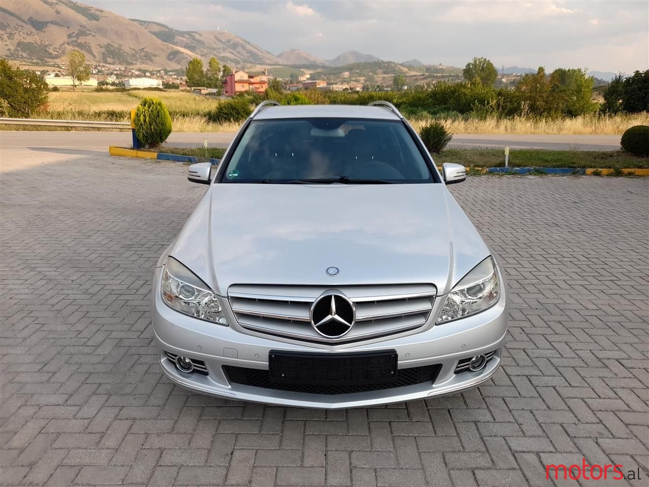 2009' Mercedes-Benz C 180 photo #1