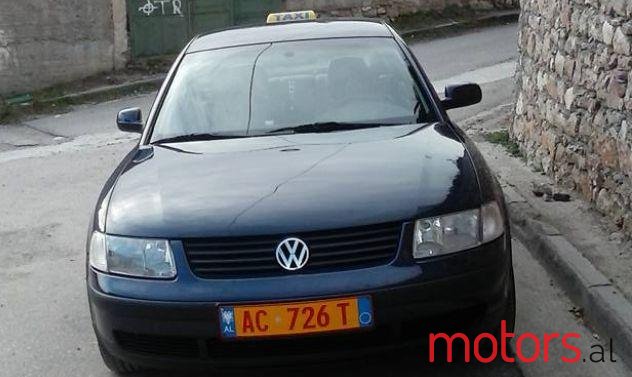 1998' Volkswagen Passat photo #1