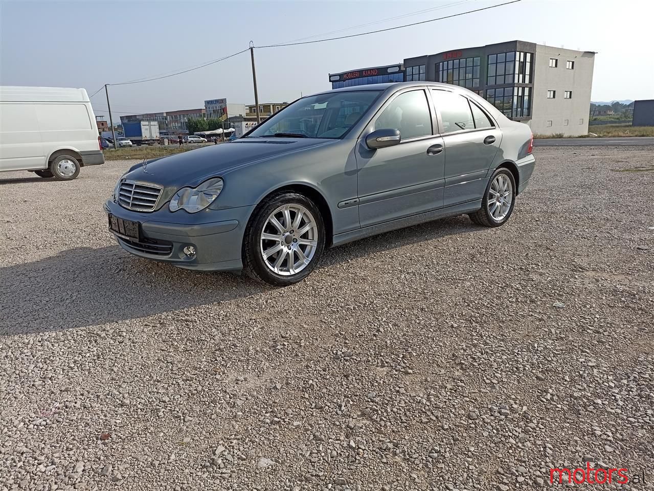 2005' Mercedes-Benz C 220 photo #1