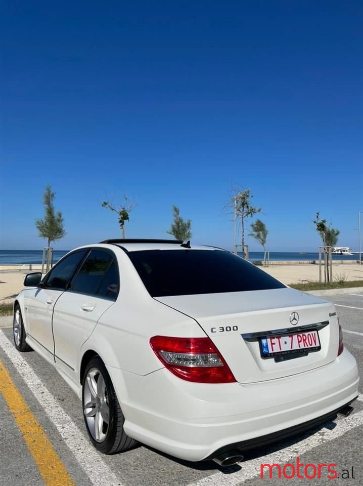 2008' Mercedes-Benz C 300 photo #4