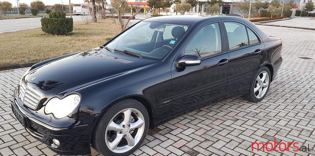 2006' Mercedes-Benz C 220 photo #1
