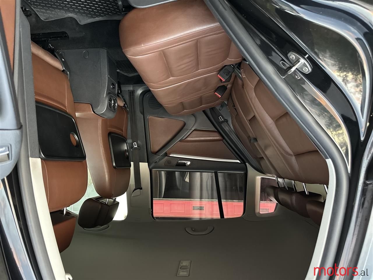 2012' Volkswagen Tiguan photo #6