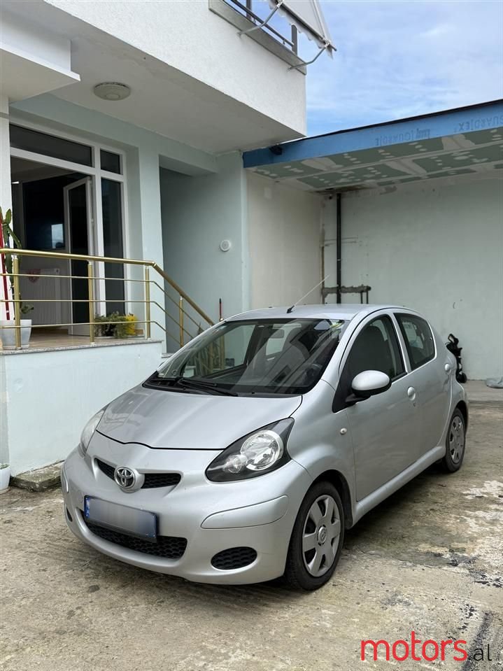 2007' Toyota Aygo photo #6