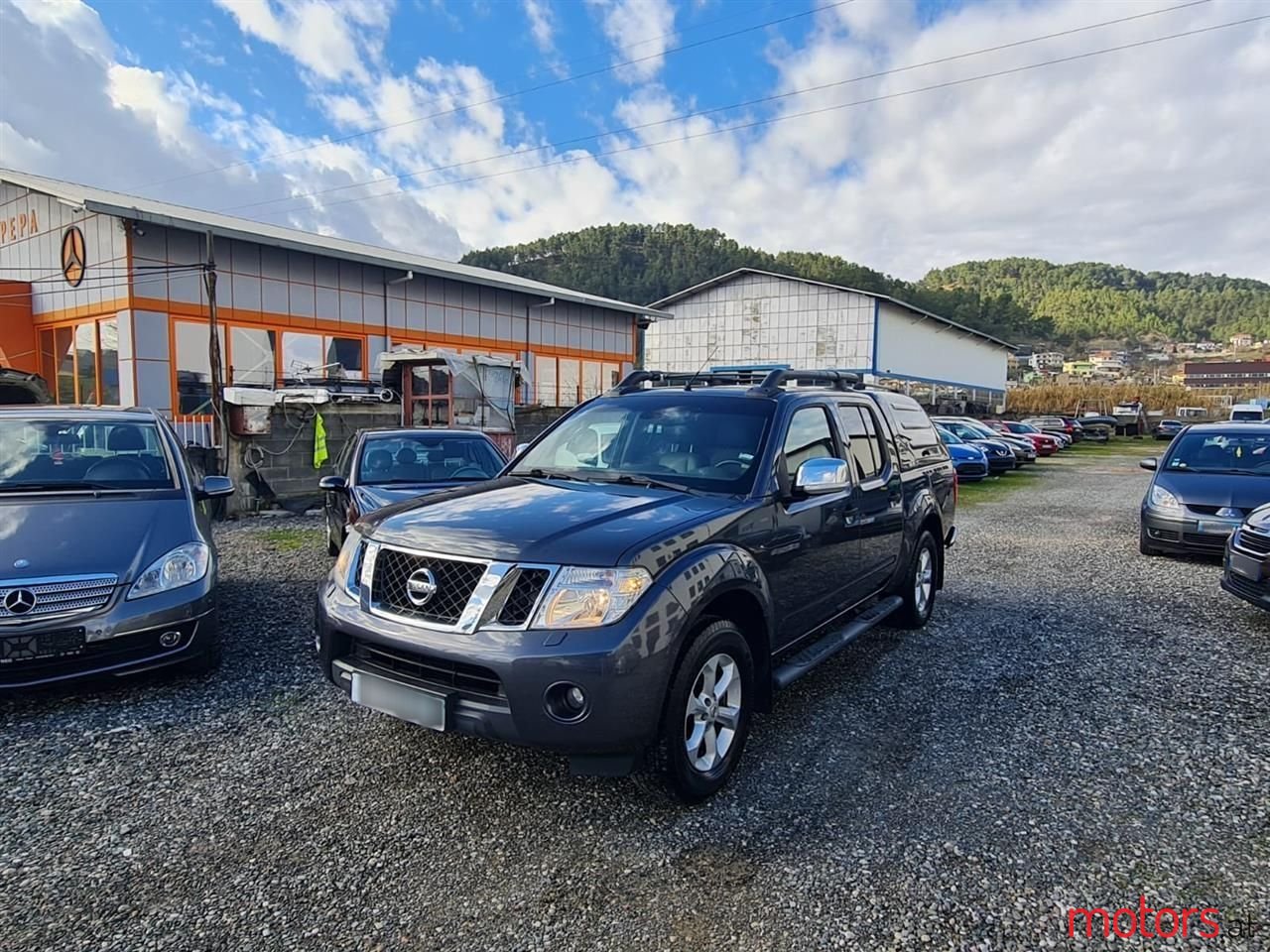 2013' Nissan Navara photo #1