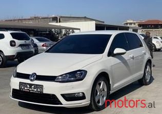2015' Volkswagen Golf photo #1