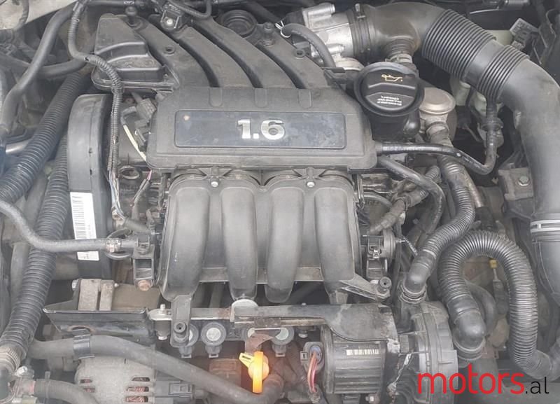 2006' Volkswagen Golf photo #6