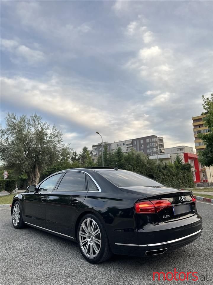 2015' Audi A8 photo #3