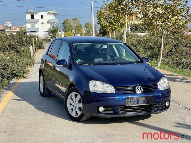 2007' Volkswagen Golf photo #5