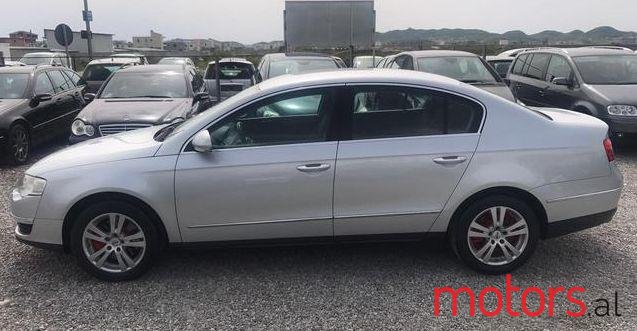 2006' Volkswagen Passat photo #4