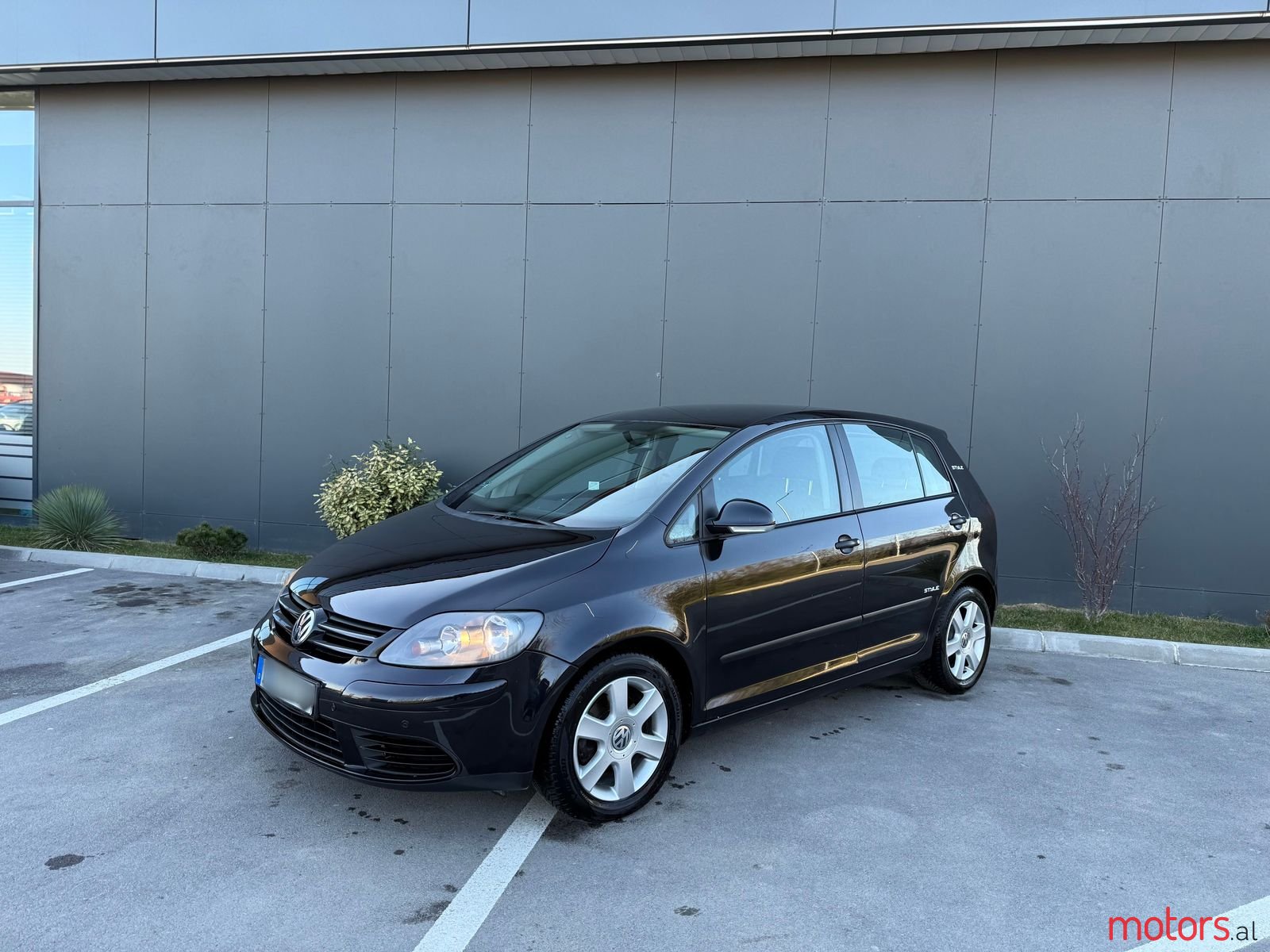 2007' Volkswagen Golf Plus photo #2