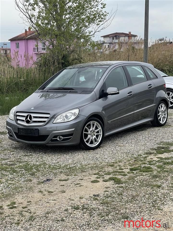 2009' Mercedes-Benz B 200 photo #1