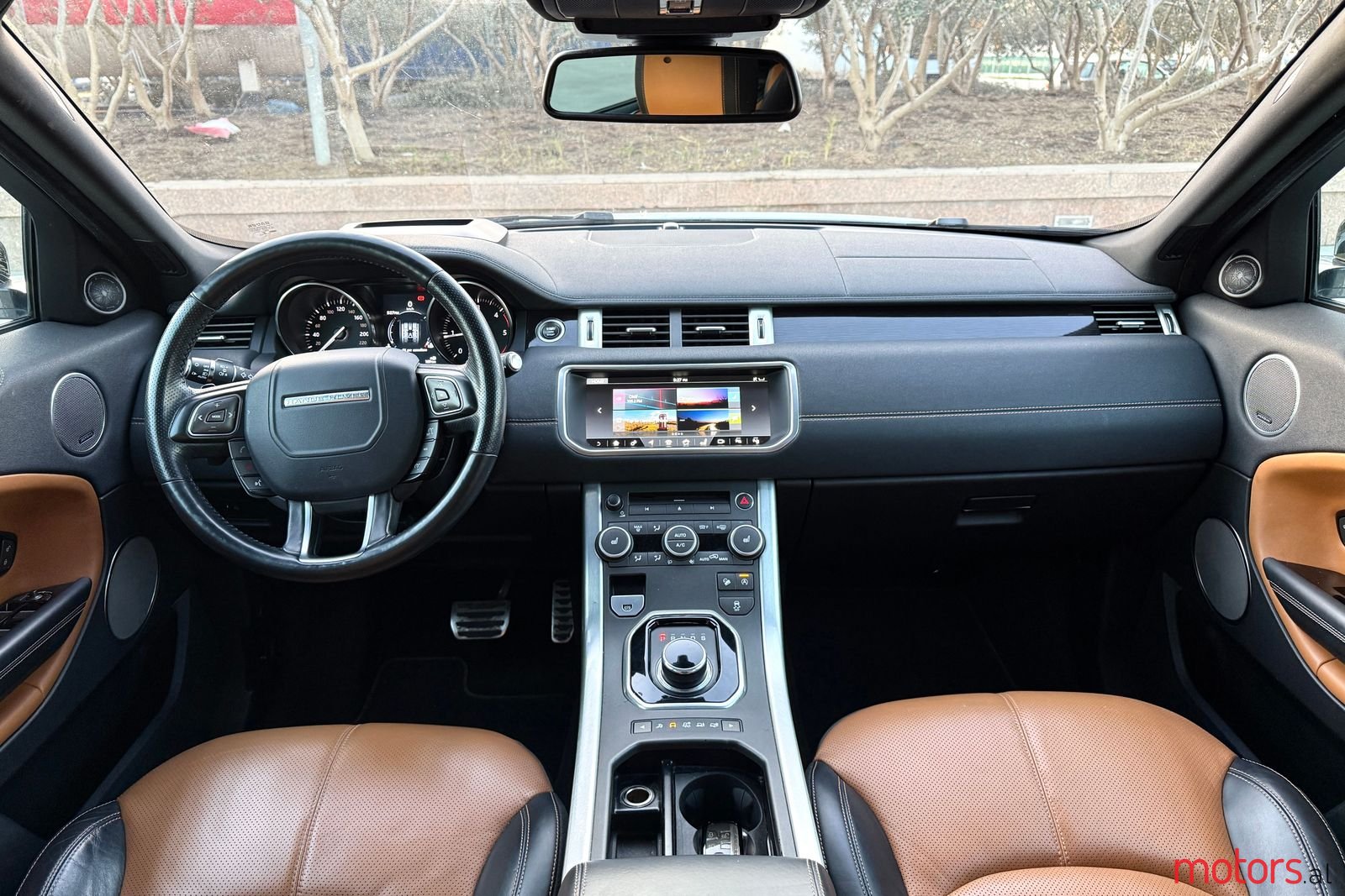 2017' Land Rover Range Rover Evoque photo #3