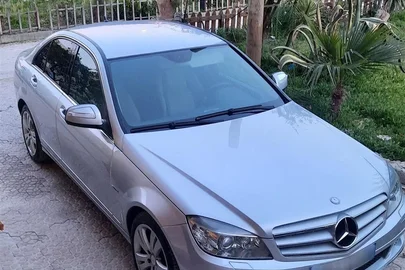 2008' Mercedes-Benz C 220
