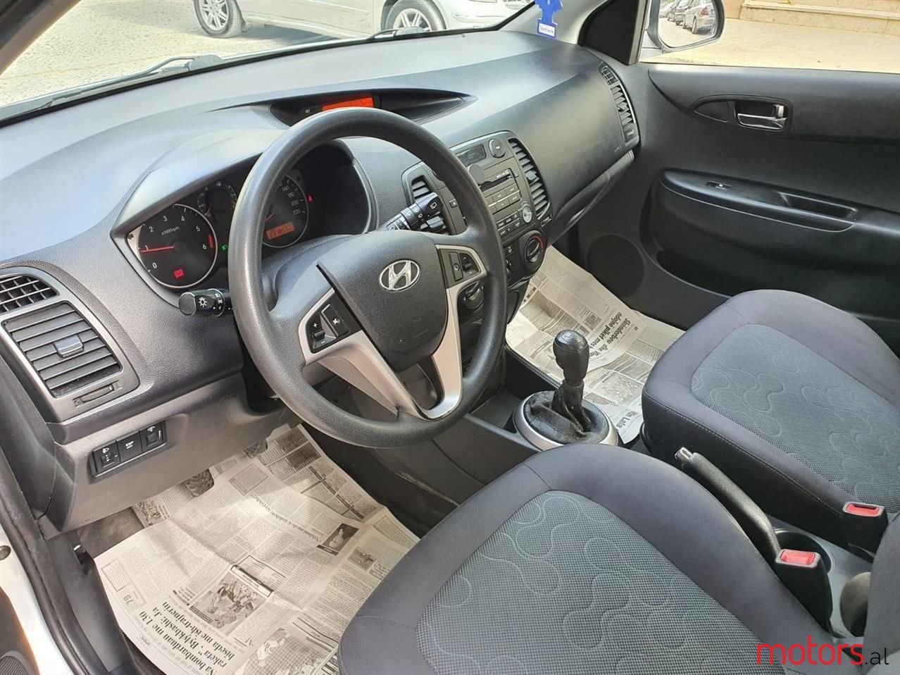 2009' Hyundai i20 photo #6