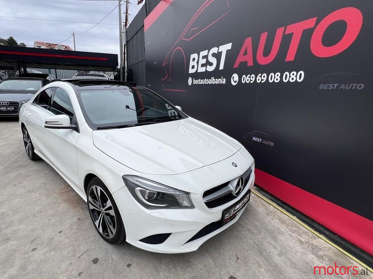 2014' Mercedes-Benz CLA 200 photo #6