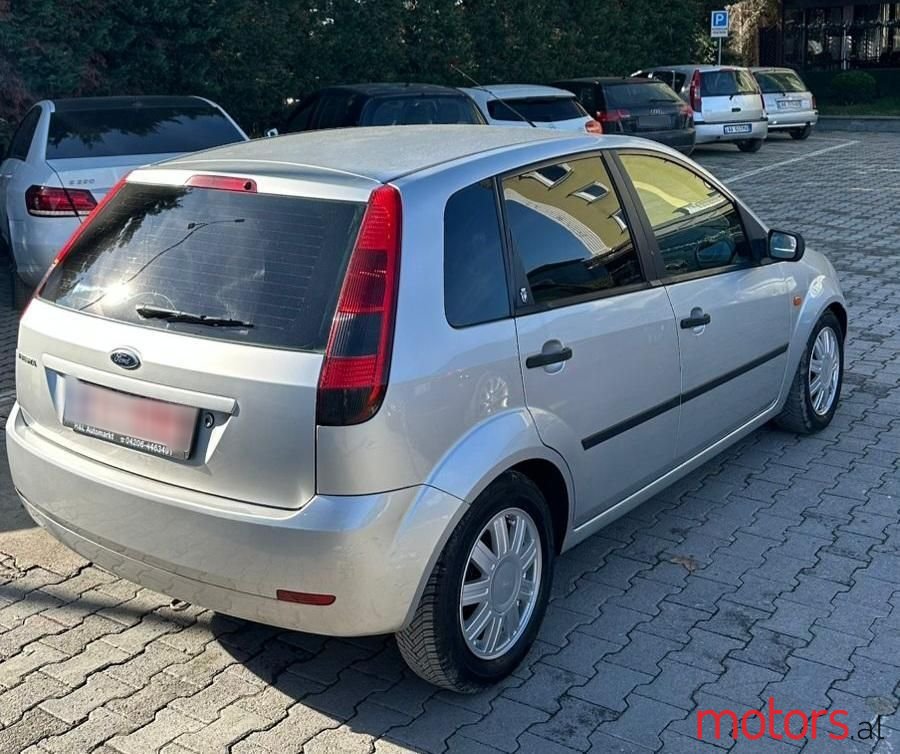 2004' Ford Fiesta photo #3