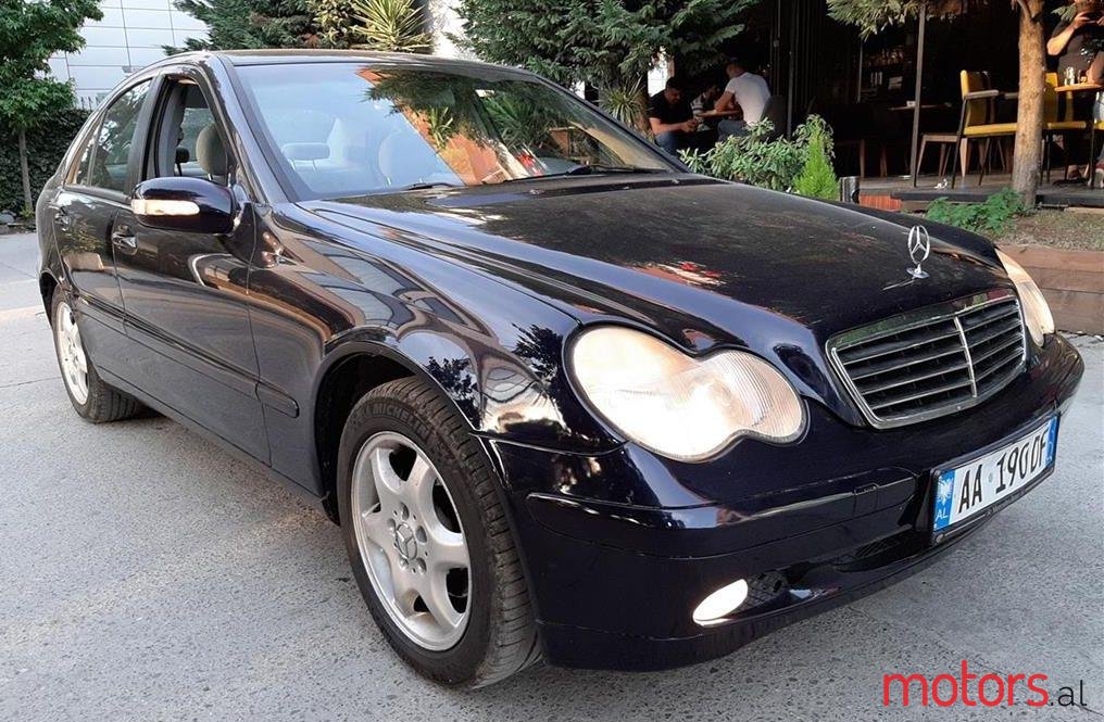 2001' Mercedes-Benz C 200 photo #1