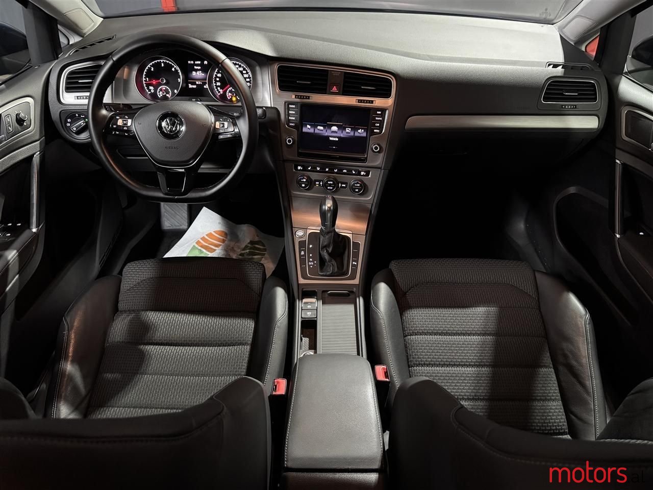 2014' Volkswagen Golf photo #2