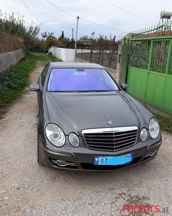 2007' Mercedes-Benz 220 photo #1