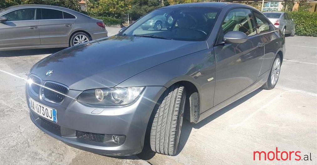 2008' BMW 320 photo #1