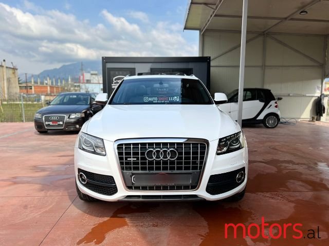 2010' Audi Q5 photo #2