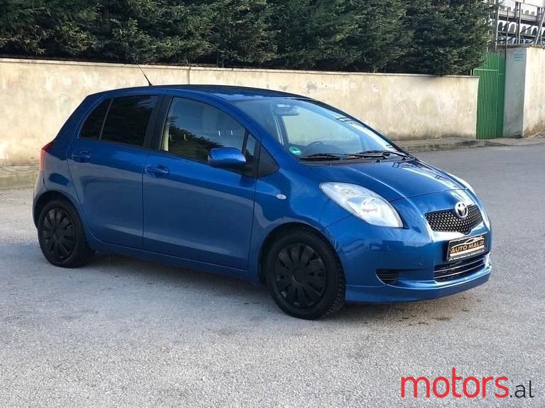 2007' Toyota Yaris photo #3