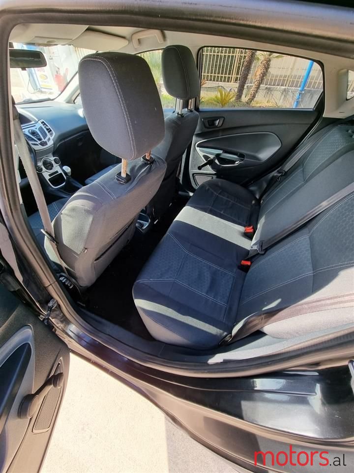 2009' Ford Fiesta photo #6