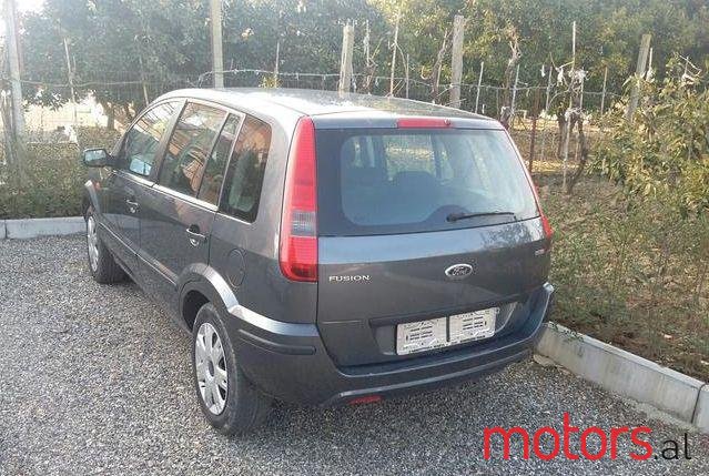 2004' Ford Fusion photo #2