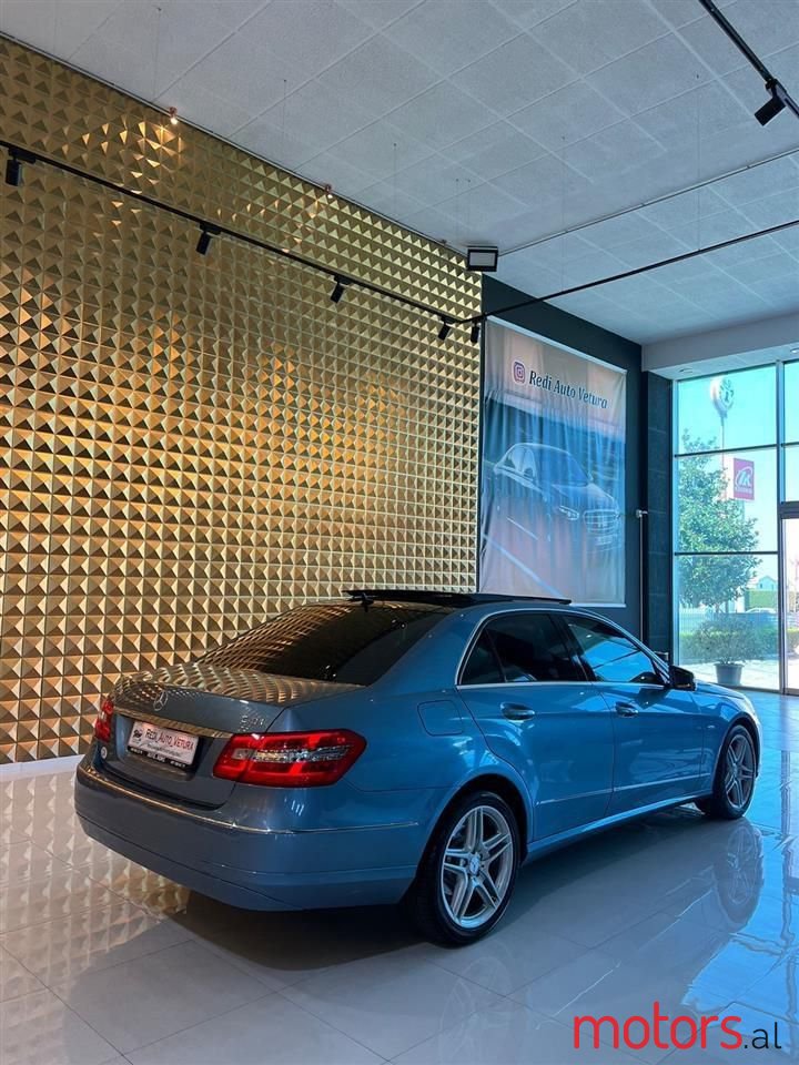 2009' Mercedes-Benz E 220 photo #4