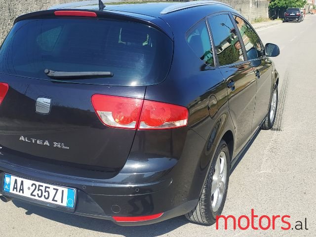 2008' SEAT Altea photo #5