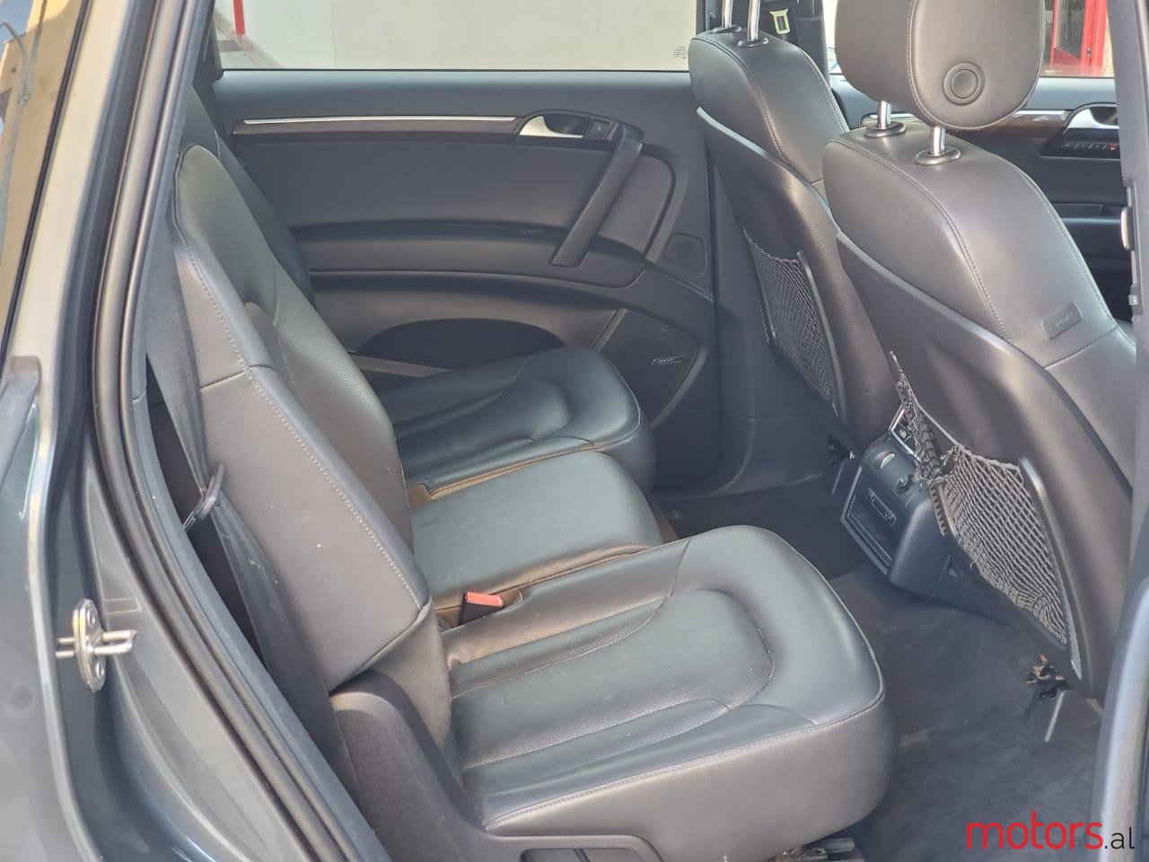 2012' Audi Q7 photo #5