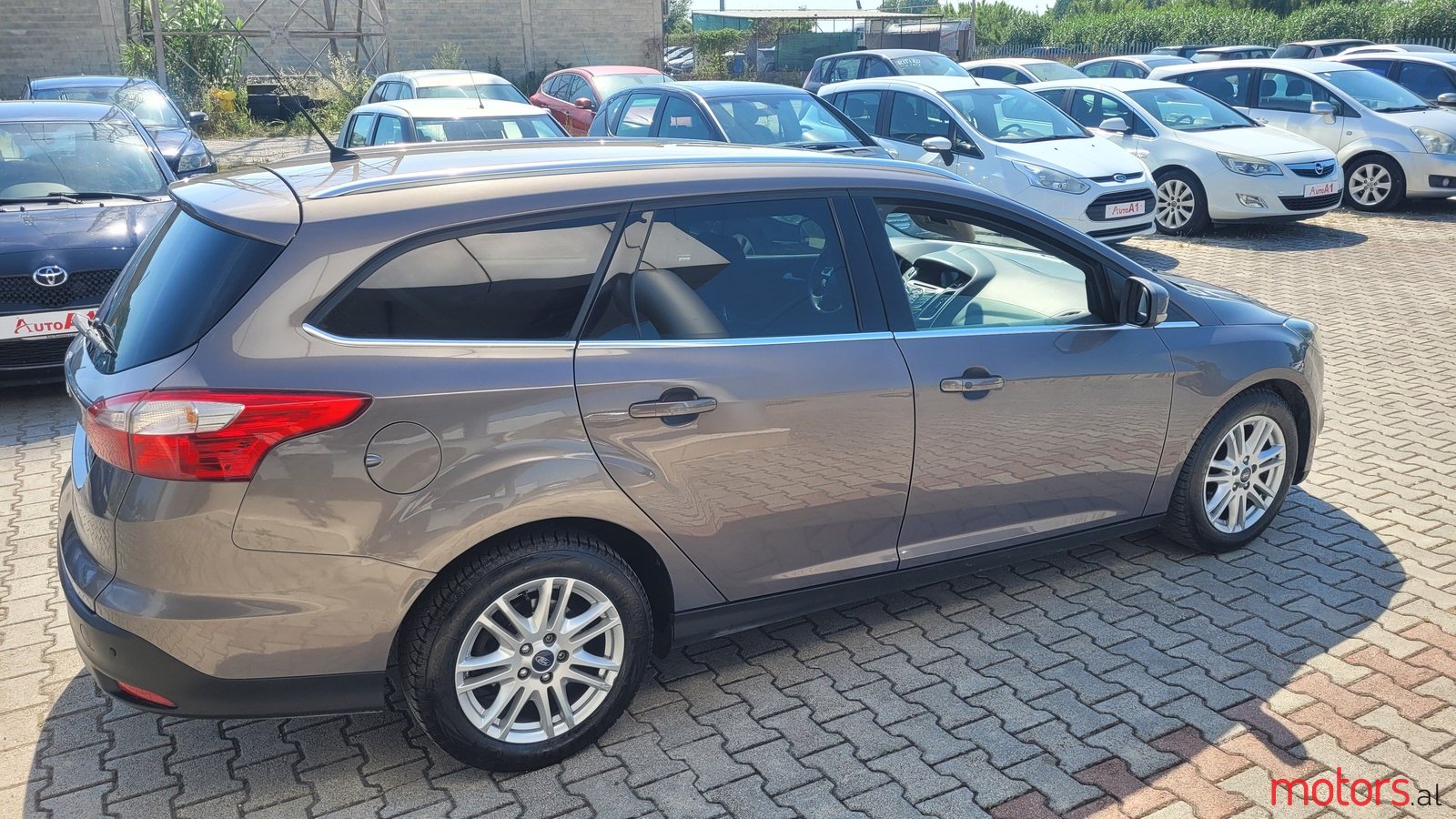 2014' Ford Focus Gri photo #7