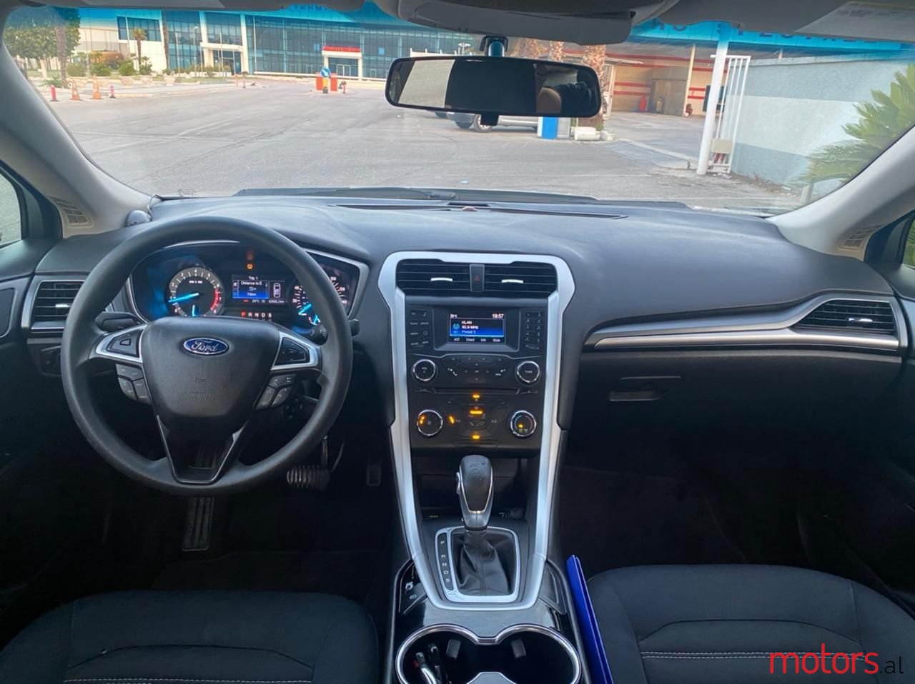 2015' Ford Mondeo photo #3