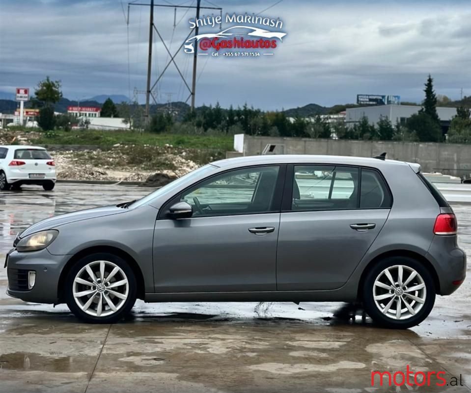 2010' Volkswagen Golf photo #5