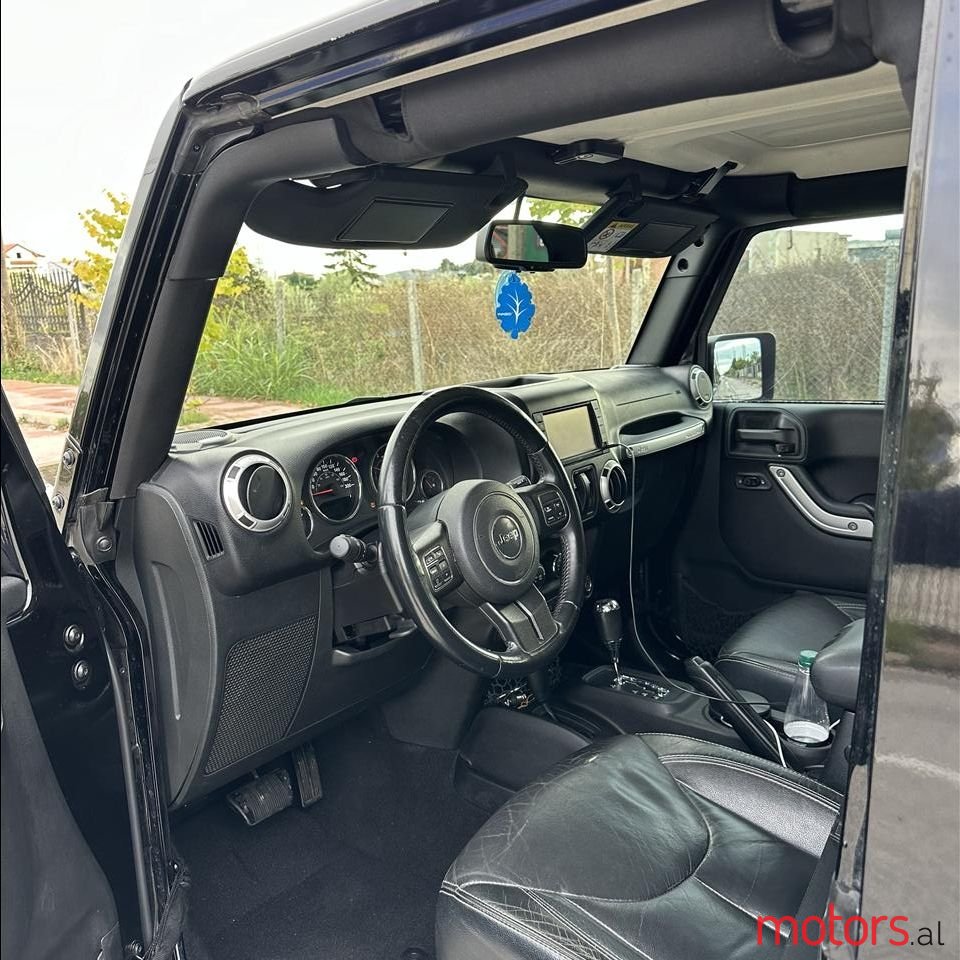 2015' Jeep Wrangler photo #3