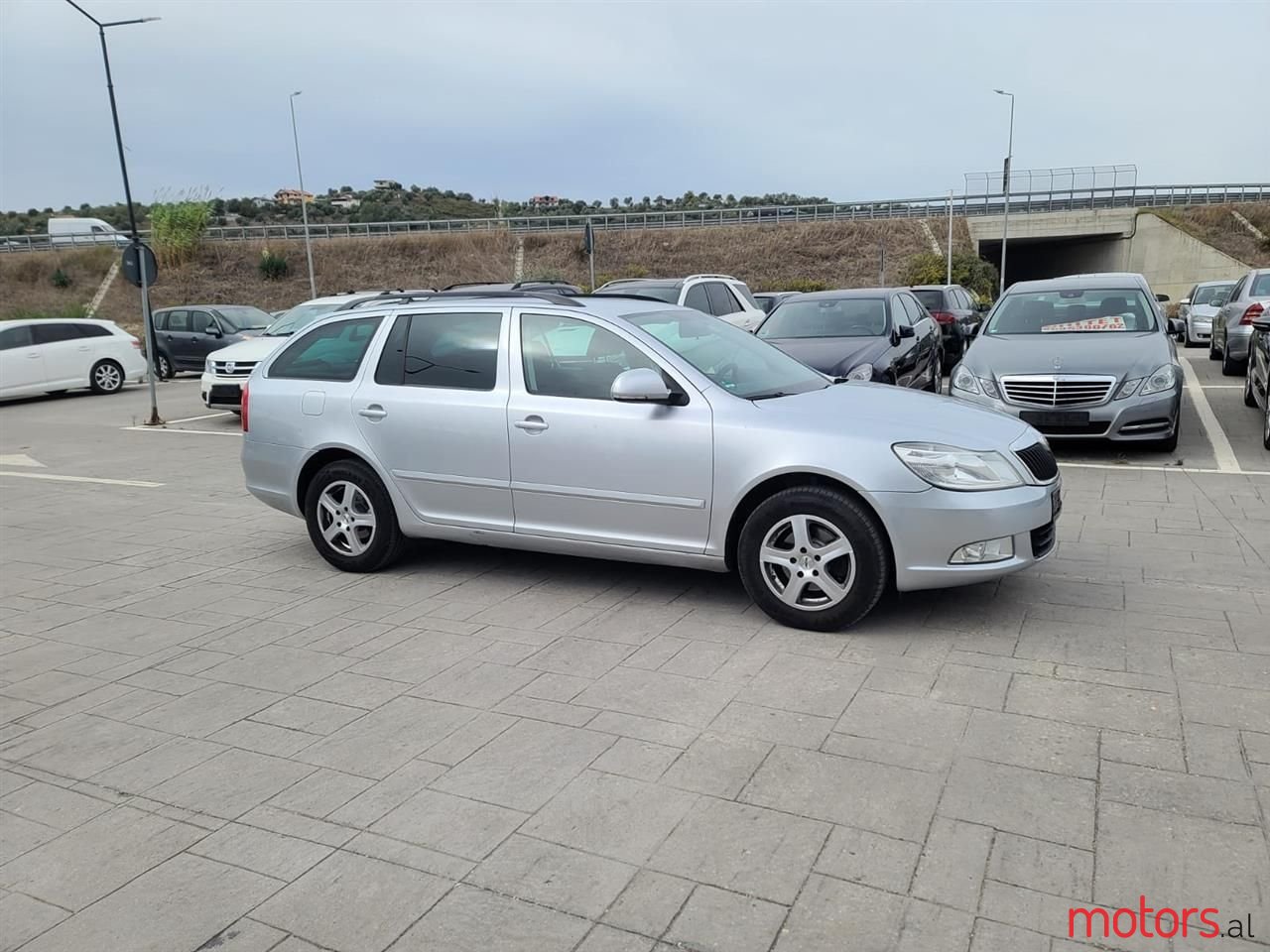 2012' Skoda Octavia photo #2