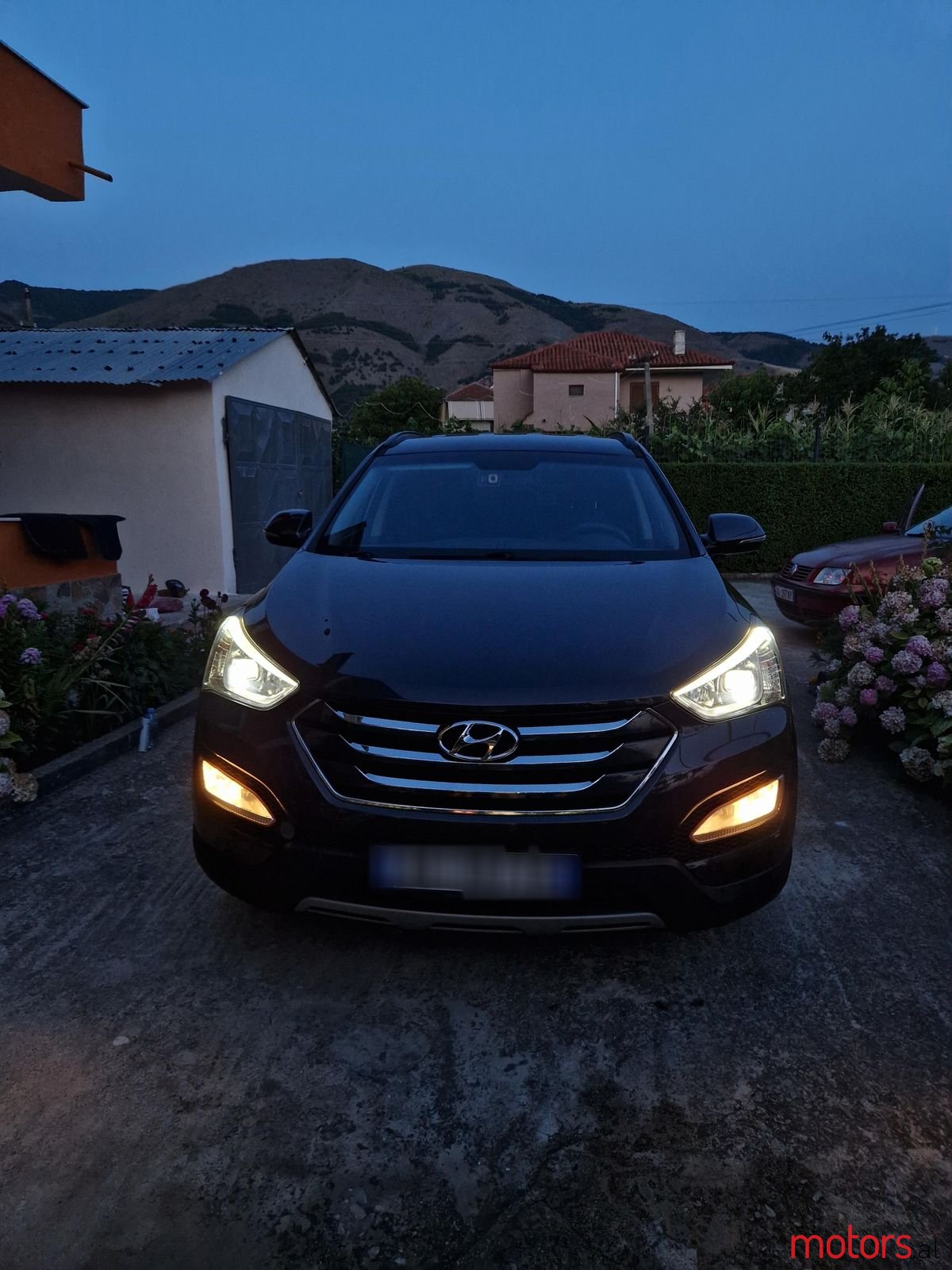 2015' Hyundai Santa Fe photo #2