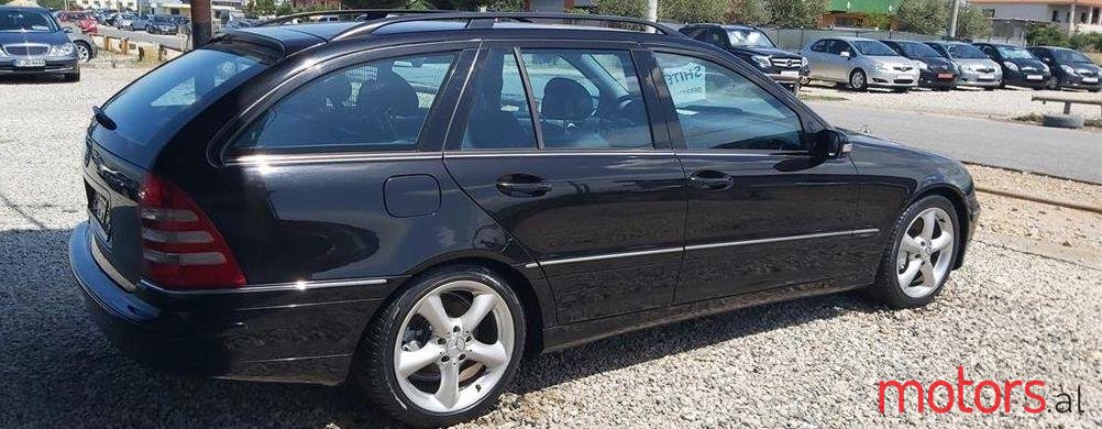 2005' Mercedes-Benz C 220 photo #1