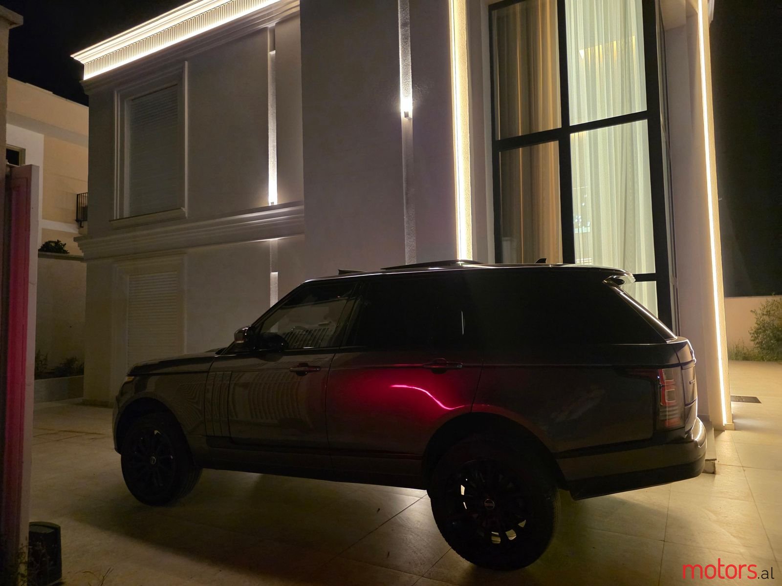 2016' Land Rover Range Rover photo #5
