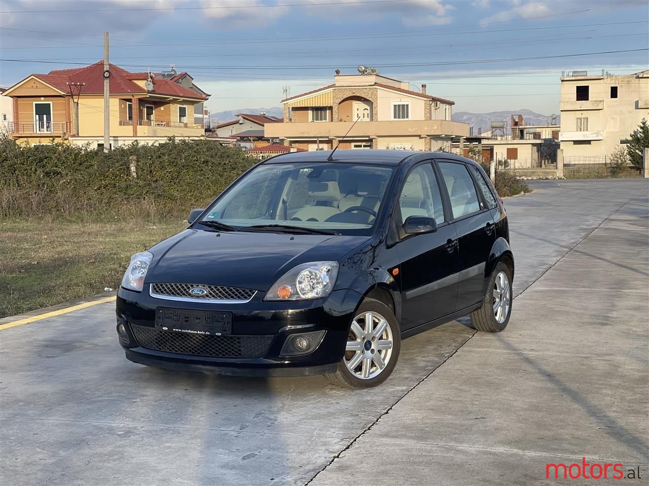 2006' Ford Fiesta photo #1