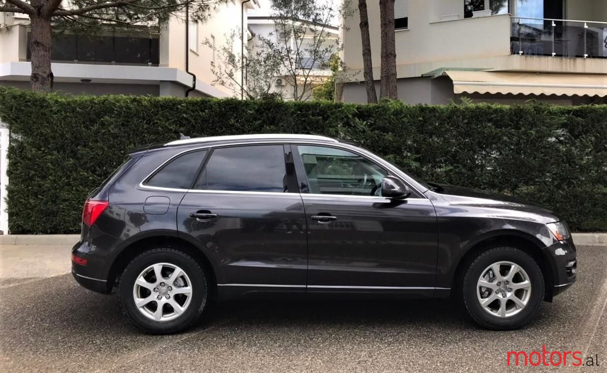 2010' Audi Q5 photo #1