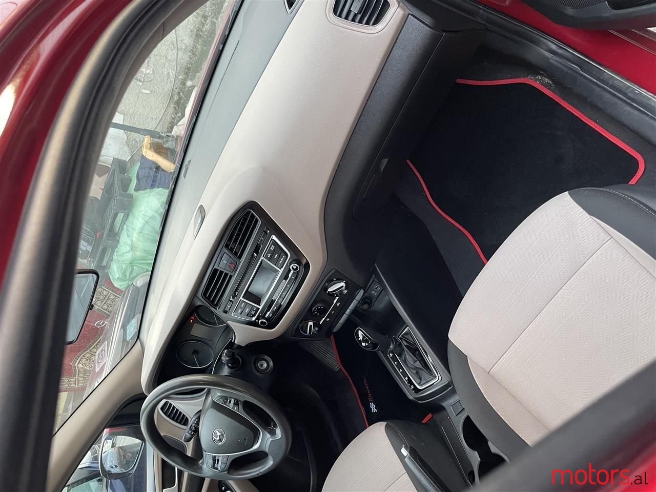 2016' Hyundai i20 photo #6