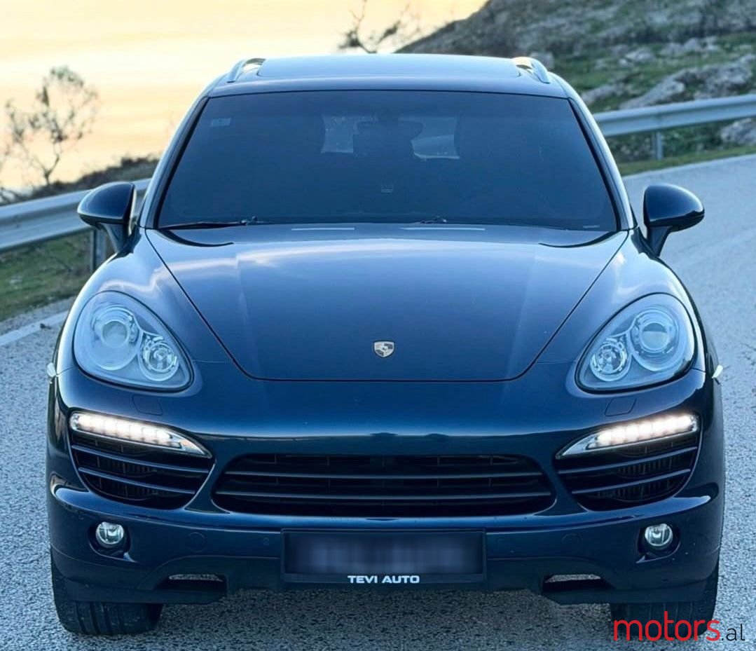 2014' Porsche Cayenne photo #6