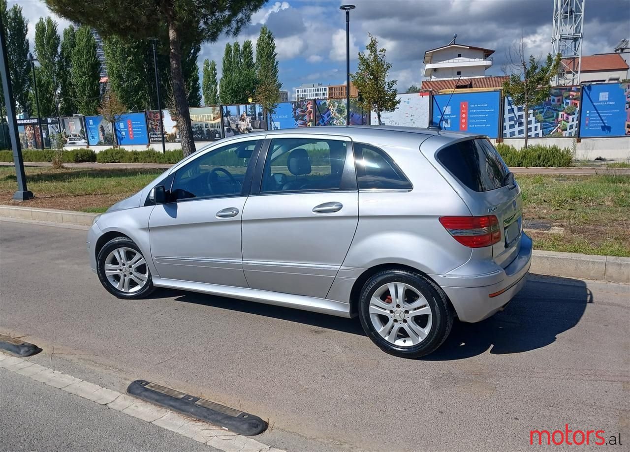 2007' Mercedes-Benz B 220 photo #2
