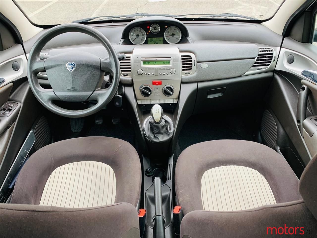 2009' Lancia Ypsilon photo #5