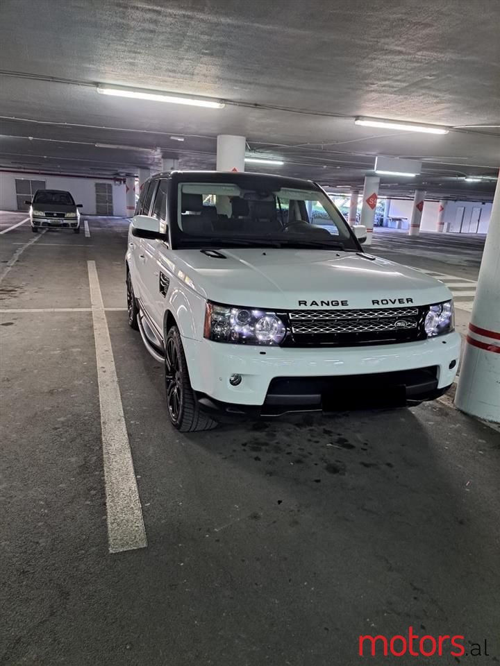 2012' Land Rover Range Rover Sport photo #2